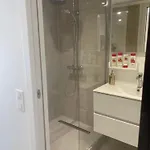 Grand Neuf à 50 M Du Port Appartement