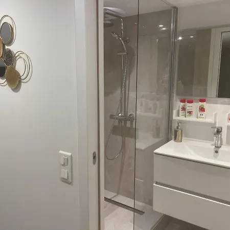 Apartmán Grand A 50 M Du Port Lovely Charrons 1 Saint Tropez