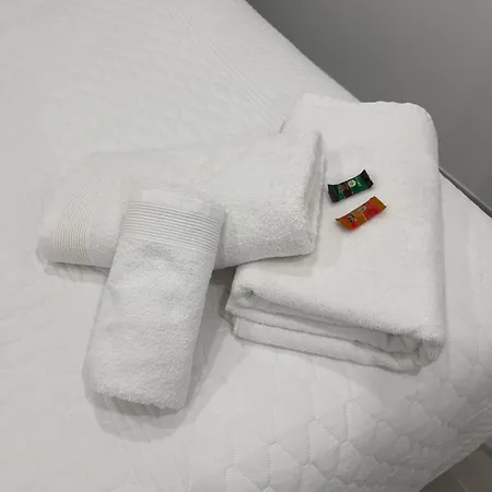 Grand Neuf à 50 M Du Port Saint-Tropez