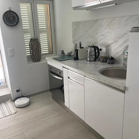 Grand Neuf à 50 M Du Port Saint-Tropez